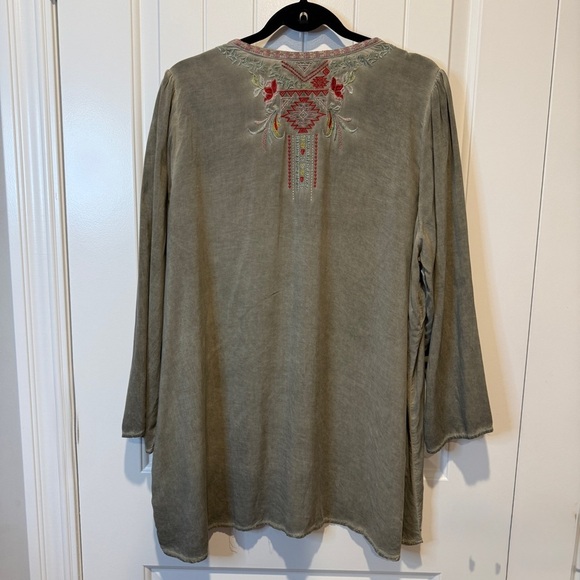 ANDREE BY UNIT Olive Embroidered Tunic - Picture 6 of 8